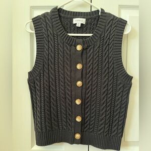 Evereve Cable Knit Button Front Sweater Vest | Black | Size M EUC